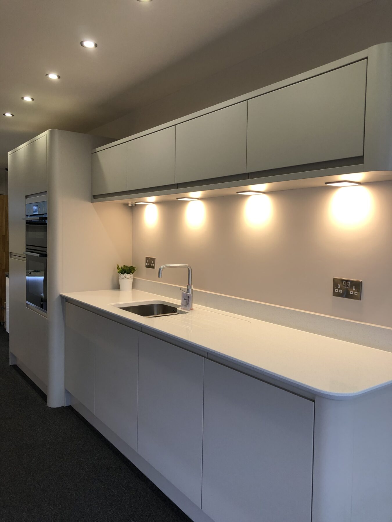 Sensia Cashmere Kitchen Collection