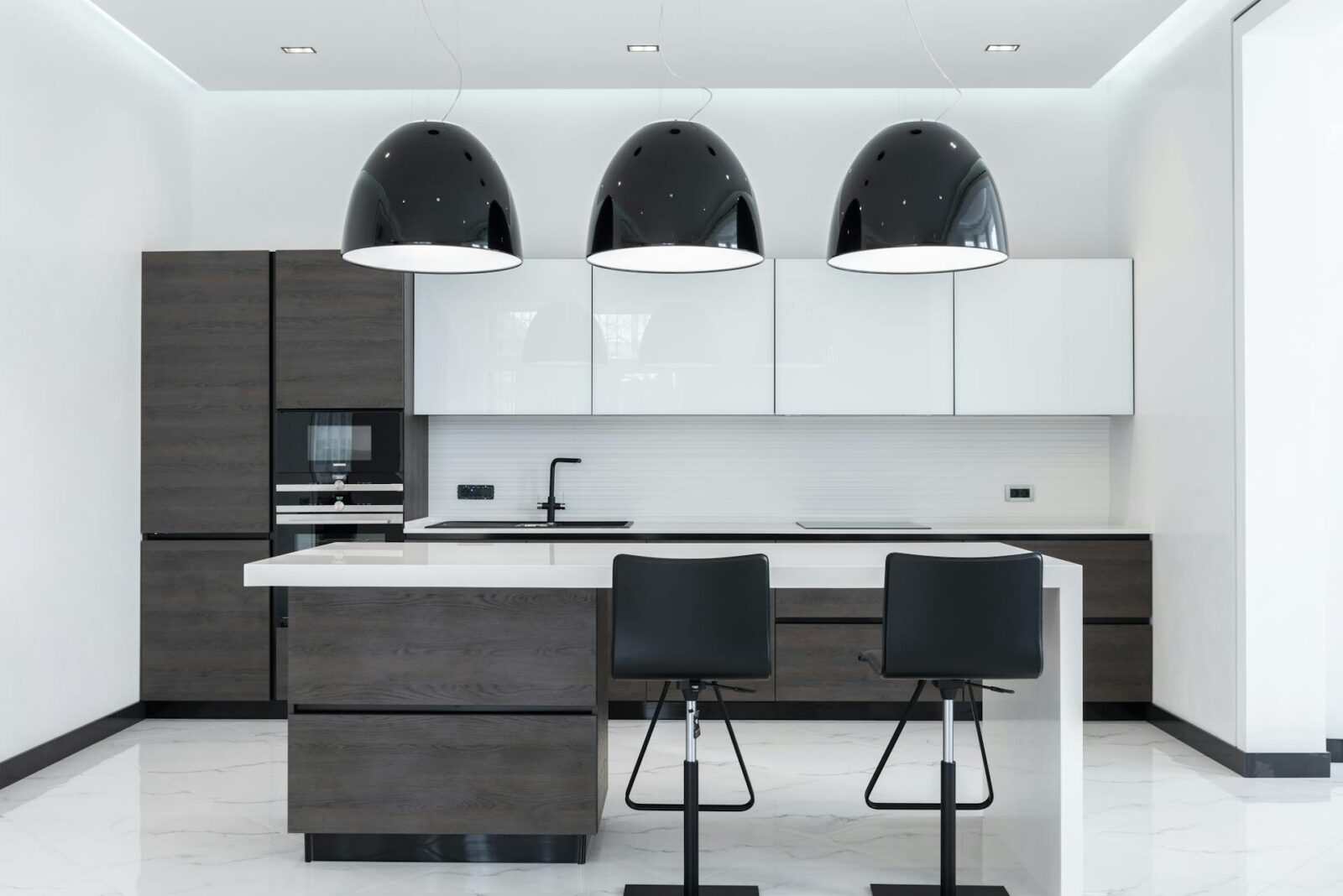 Kitchen Island Ideas: Layout, Seating and Sizing Rules
