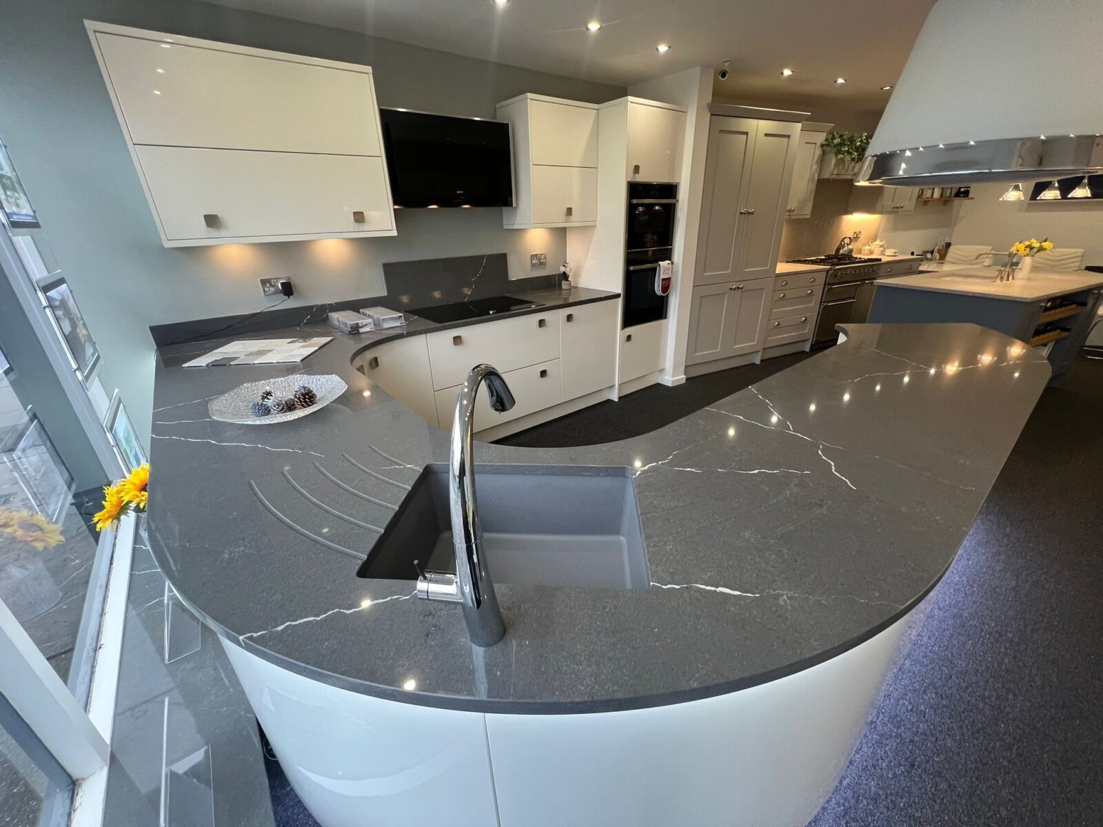 Recently completed Deelux kitchen — bespoke install in Cheshire