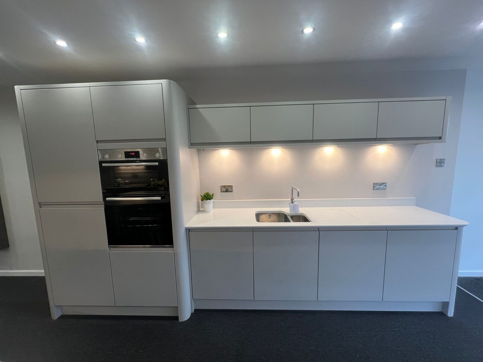 Recently completed Deelux kitchen — bespoke install in Cheshire